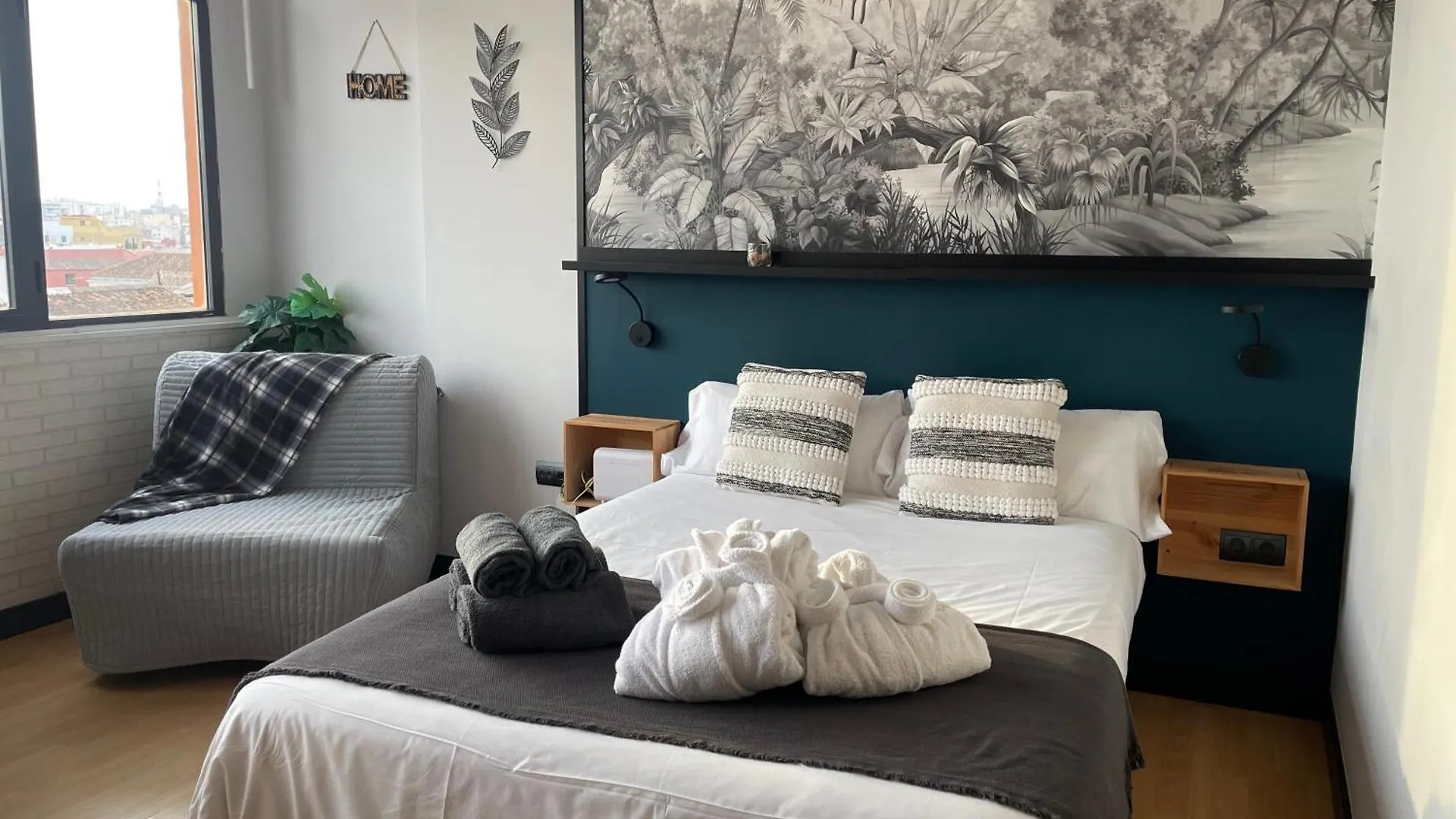 Apartmán H2M Andres Perez Loft En Casco Historico Màlaga